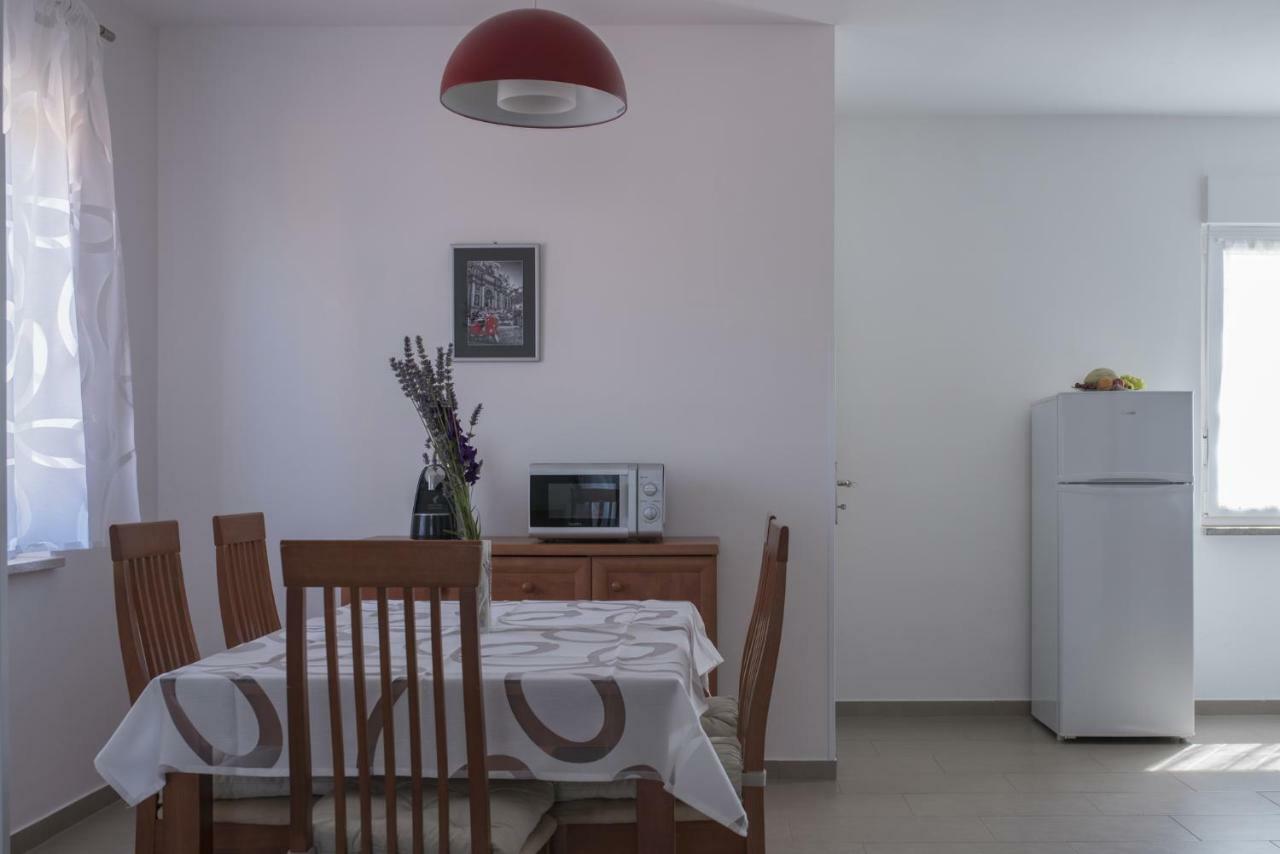 Apartment Karin Medolino Esterno foto